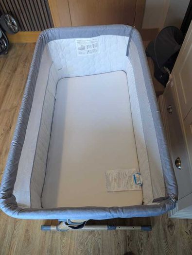 Chicco Next 2 Me Crib (Brand new condition)