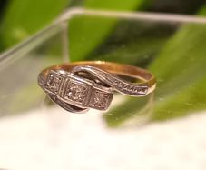 18ct Gold & Platinum Three Stone Diamond Crossover Ring - Size L, 2.7g, Antique/Vintage