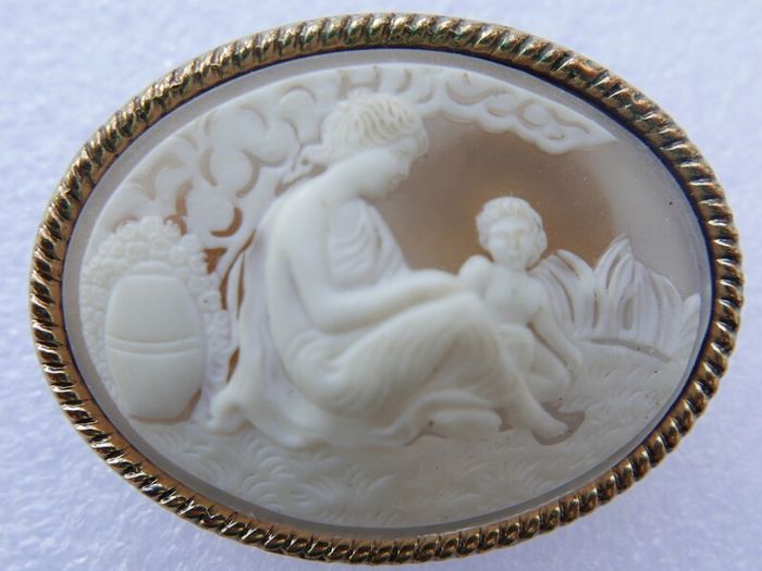 Vintage Shell Cameo Brooch Cameo Ivory Scarf Clip
