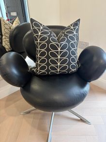 Original BO Concept Swivel Chair