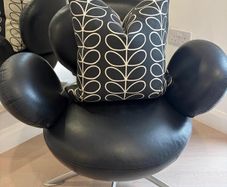 Original BO Concept Swivel Chair