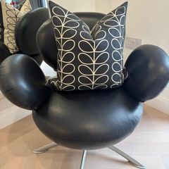 Original BO Concept Swivel Chair