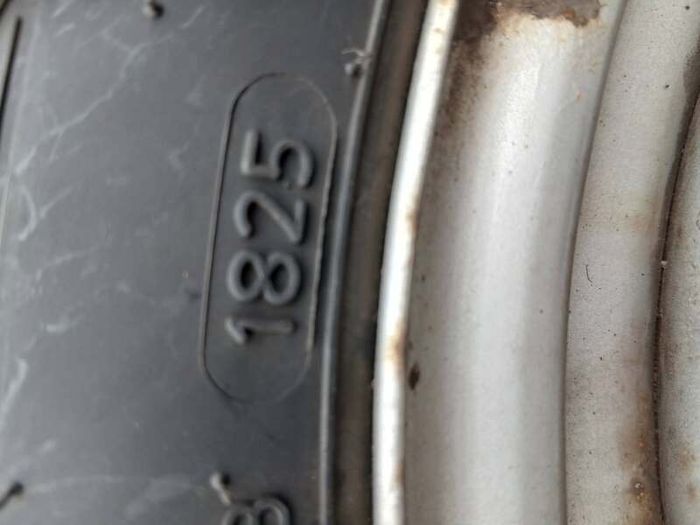 Opel 225/70 R15C