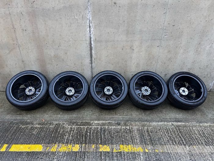Genuine Volkswagen Arteon R-Line Montevideo 19" Alloys & Tyres (Set of 5)