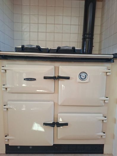 Rayburn cooker
