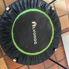 Trampoline (indoor)