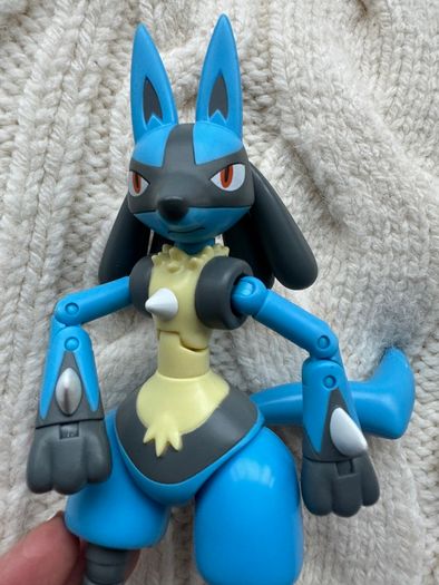 Jazwares LLC Nintendo Pokemon Select Articulated approx. 6" Figure Used Please look at the pictures