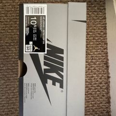 Nike Jordan 1 low Shadow