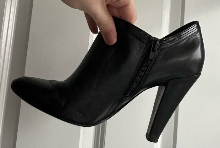 Nine West Shoe boots -Sz 6