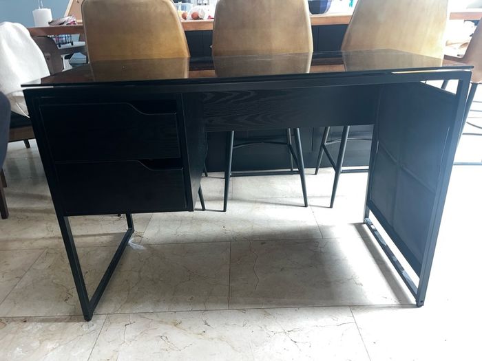 glass table desk