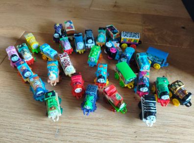 Mini thomas and friends train set