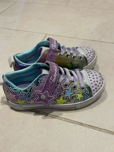 Sketchers Light Up Girls Sneaker 12