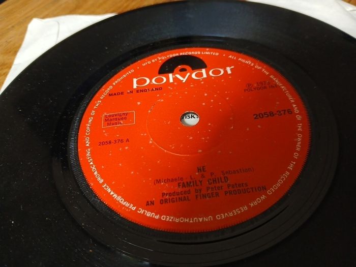 He Family Child 7" Irish Press