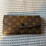 Louise Vuitton Wallet Image 4