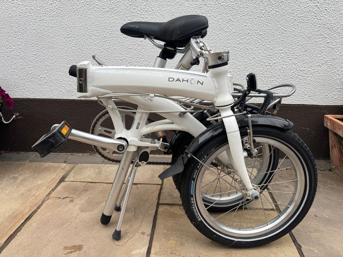 Dahon Curve D3 Folding Bike, Excellent Condition