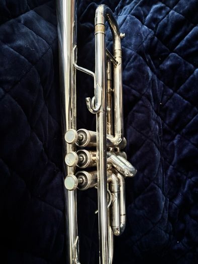 trumpet Getzen eterna