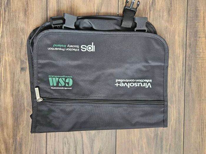 Laptop bag