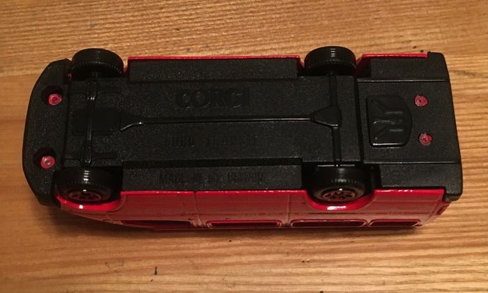 Corgi 1/43 Ford Transit Royal Mail Postbus