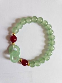 Brand New Green Beaded Stretch Bracelet