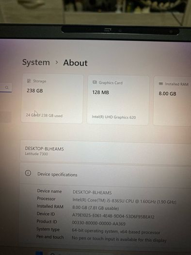 Dell  Latitude i5 pro 8/256 windows 11