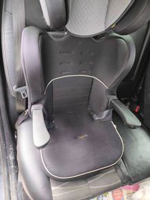 2 child seats