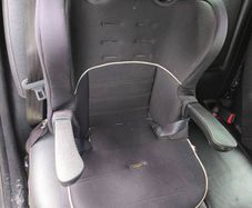 2 child seats