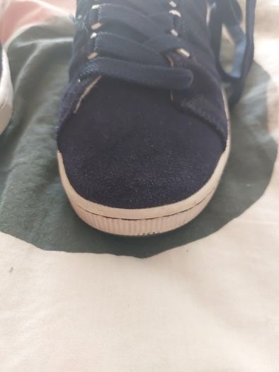 boys kswiss runners size 2