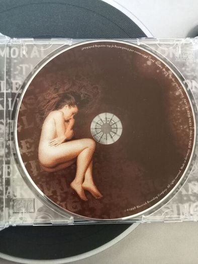 Alanis Morissette - Supposed former Infatuation Junkie CD