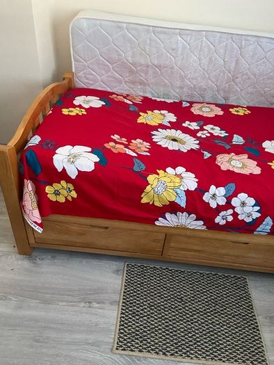 singl bed