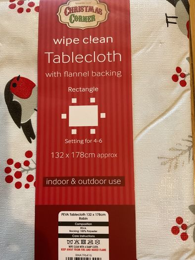 Christmas wipe clean Tablecloth 132x178cm Brand New