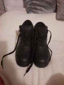 black steel toe workboots