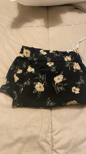 Loose fit trousers