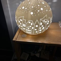 Belleek lamp