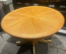 Gorgeous Very Solid Circular Extendable Kitchen Dining Table - Can Deliver
