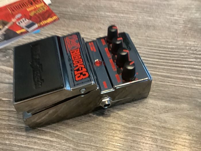 DigiTech Scott Ian Black-13 - guitar compact effect pedal.