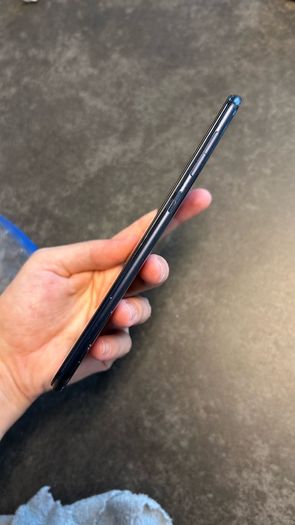 ASUS ZenFone 4 Selfie Pro smartphone