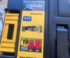 Dewalt Saw