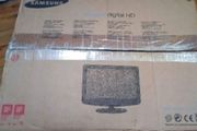 Samsung 19" Wide LCD TV/ Monitor