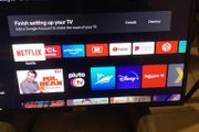 TLC 32 inch SMART Television with USB, HDMI, PC Connection port, WIFI connectivity, etc (Boxed / Like New)