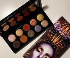 Pat McGrath Midnight Sun eyeshadow palette