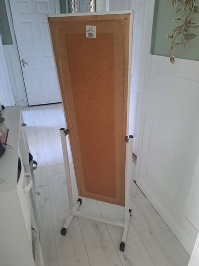 stand mirror