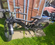 electric bike  good for parts or repairs!