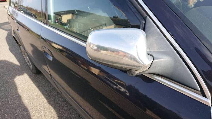 Audi S6 c5 estate / saloon lower door trim / blades. Audi a6 S6  RS6 4.2 V8  40v 1.9tdi breaking AWX AVF parts