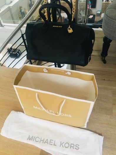 NEW Large Black Michael Kors Handbag WORTH 350 with gift bag
