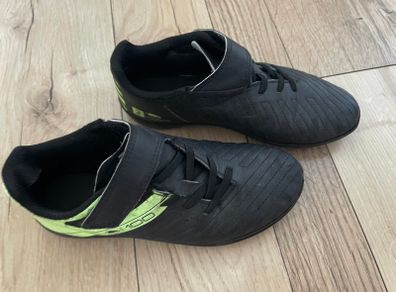 Boys Astro shoes size uk 1