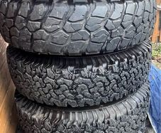 6 BFGoodrich 235/85R16 Tyres and Black Steel Rims