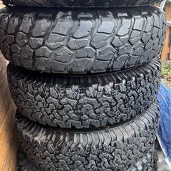 6 BFGoodrich 235/85R16 Tyres and Black Steel Rims