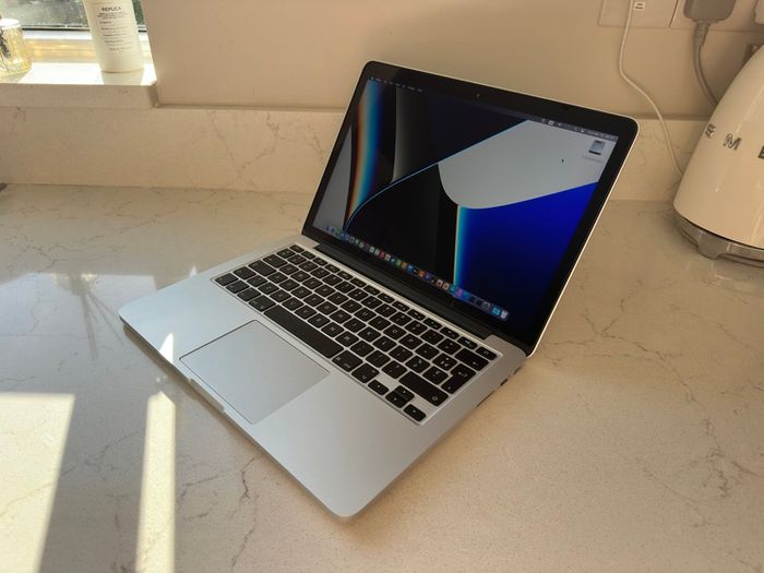 Macbook Pro Retina 2015 (512GB, 8GB, 2.7 GHz i5)