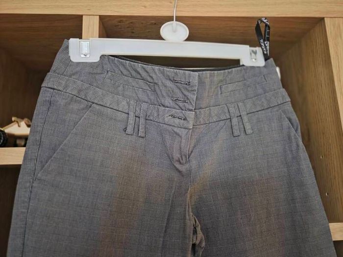 Ladies trousers