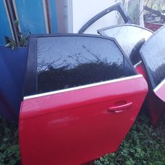 audi a4 b8 doors red
